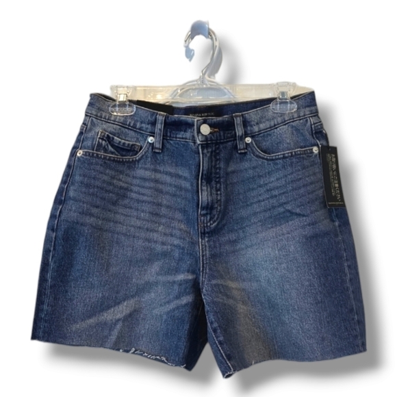 NWT Banana  Republic Girlfriend Denim Short - Picture 3 of 7